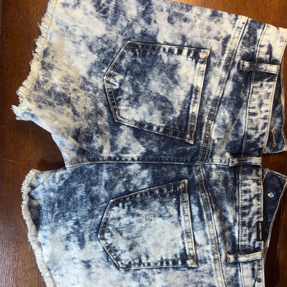 Almost Famous Blue Acid Wash Jeans - Picture 13 of 14